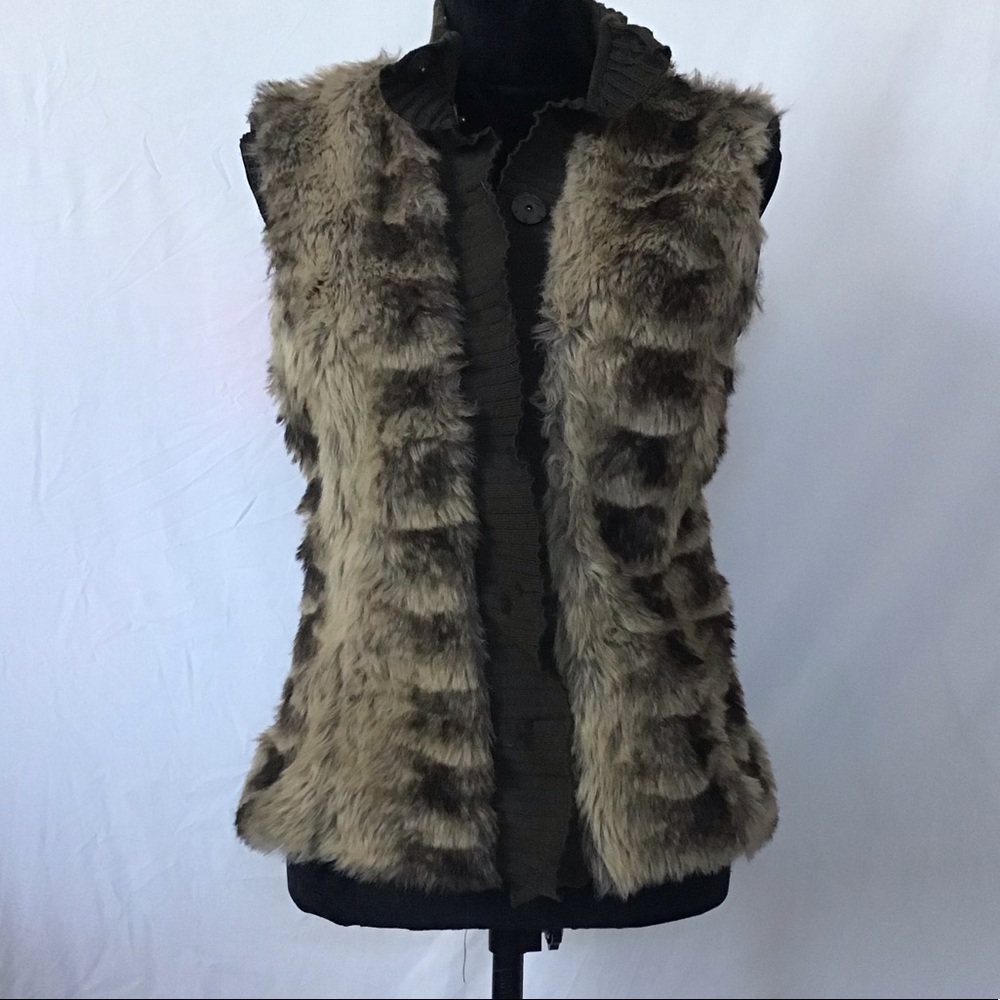 Yvonne e Marie Pete Vest